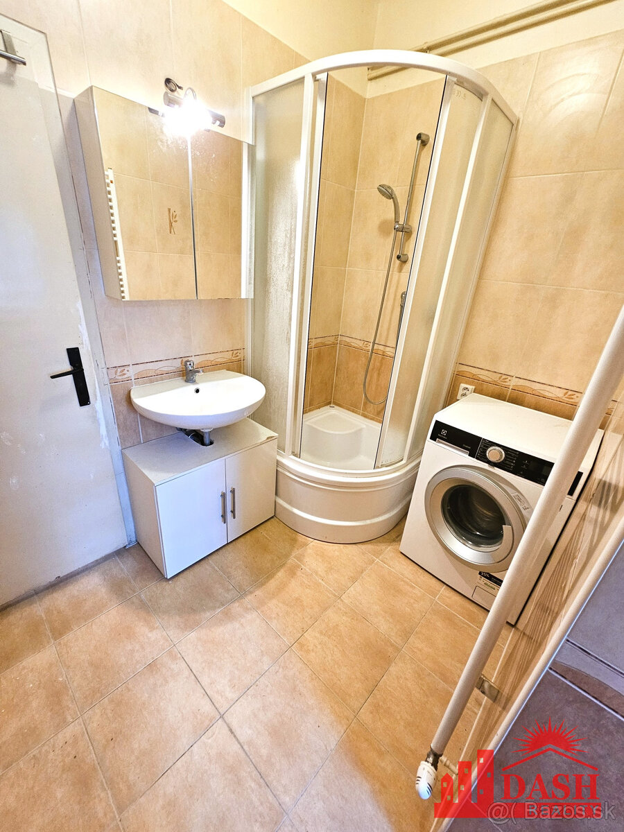 Na predaj veľký 2 izbový byt v centre mesta, 64 m2, Piešťany - 5