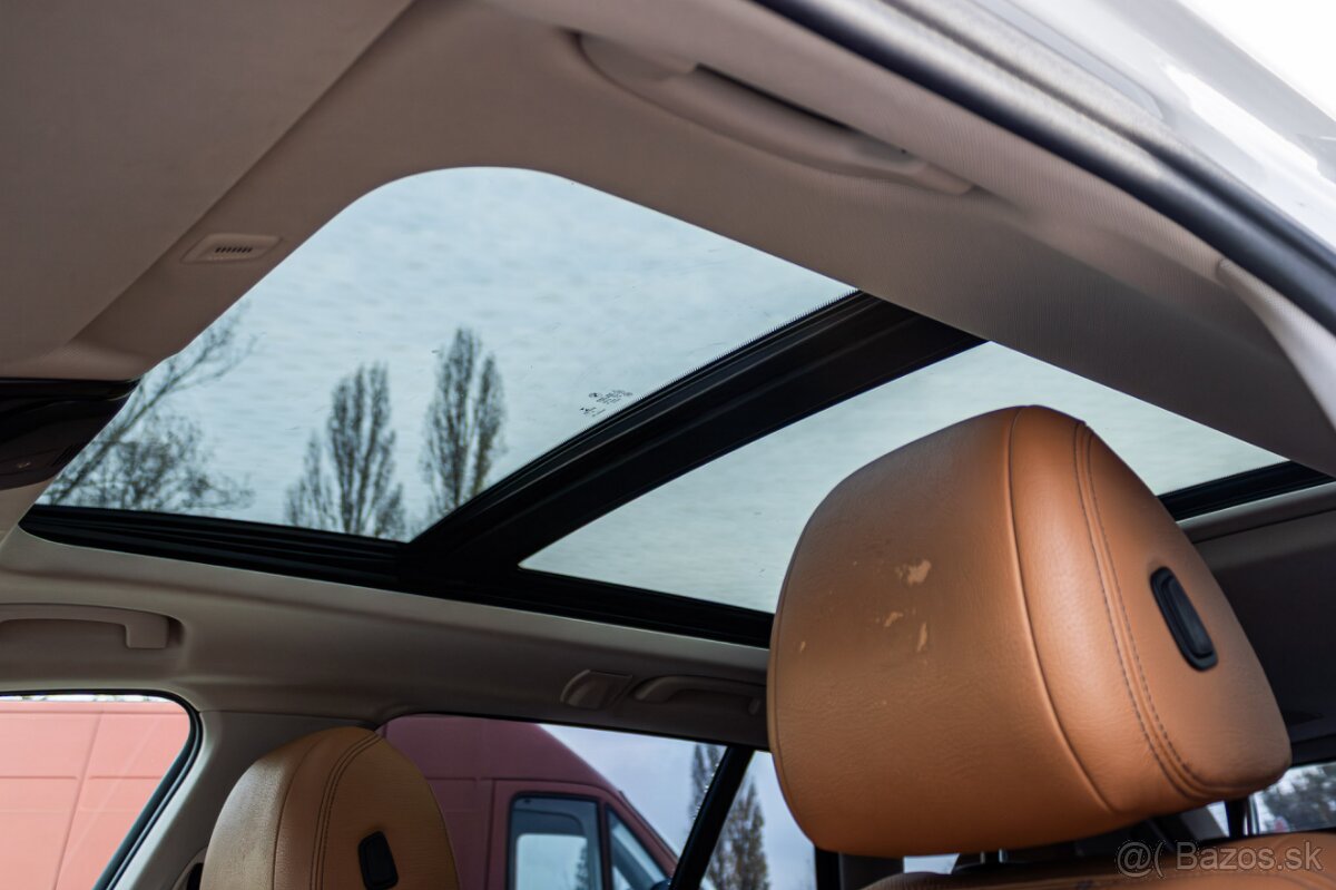 BMW 540i xDrive 250kW / TOP STAV / Panoráma / HeadUp / - 5