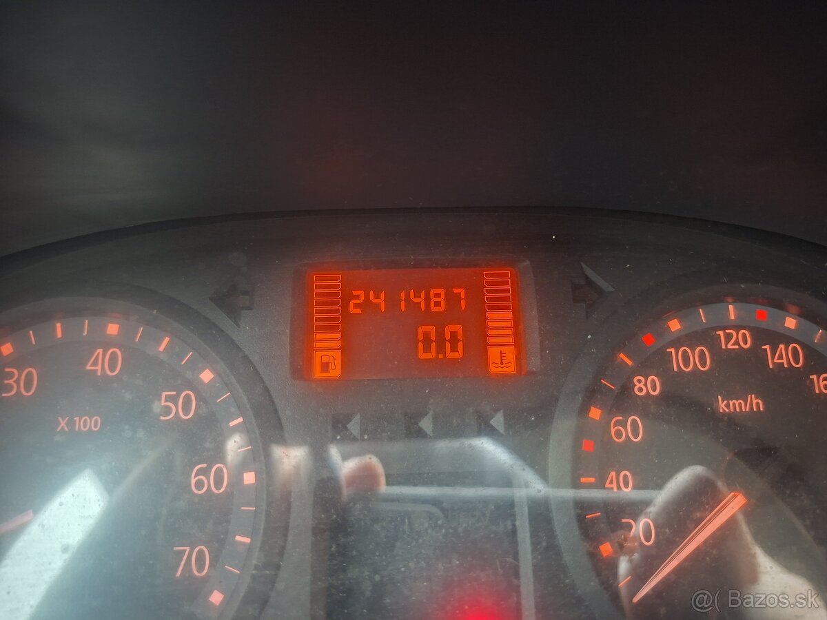 Predám Renault clio - 5