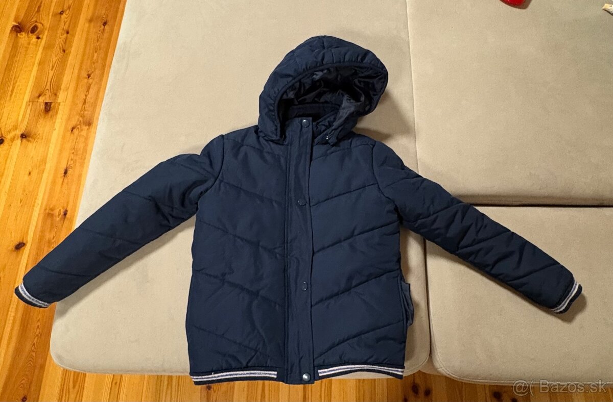 krásne dievčenské bundy a rifle - 5