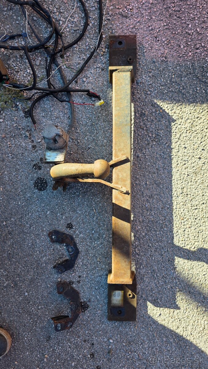 Rozpredám bmw e46 320d 110kw touring facelift - 5