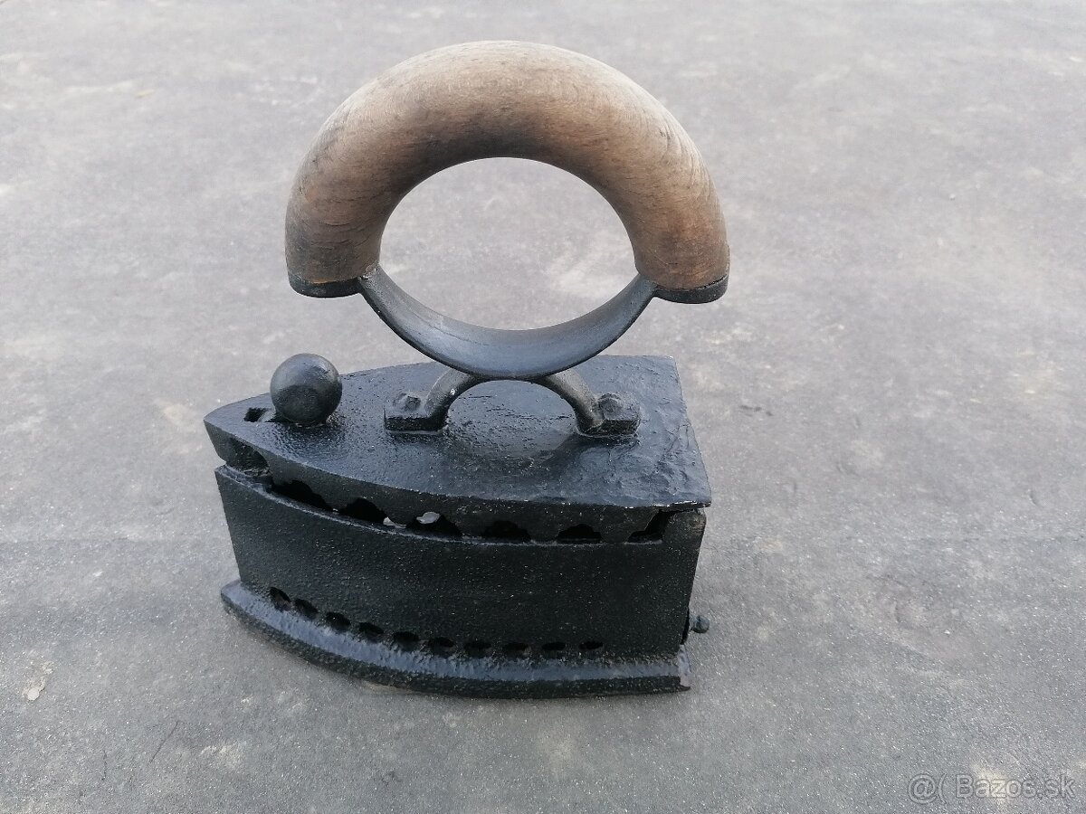 Predám starožitná žehlička - 5