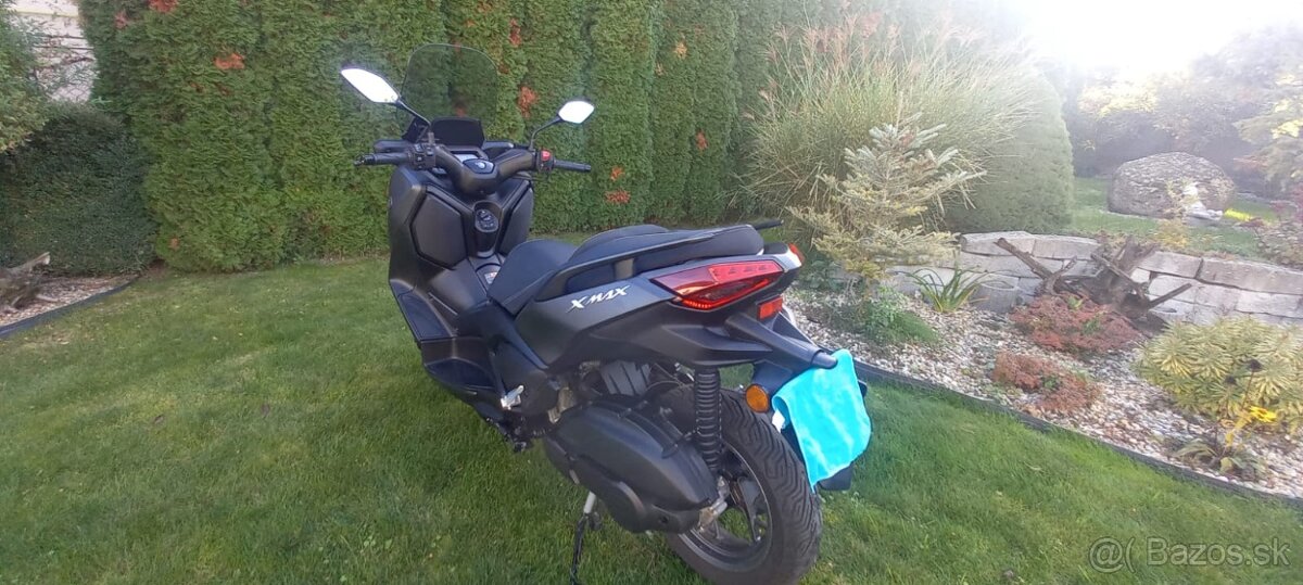 YAMAHA XMAX 125 - 5
