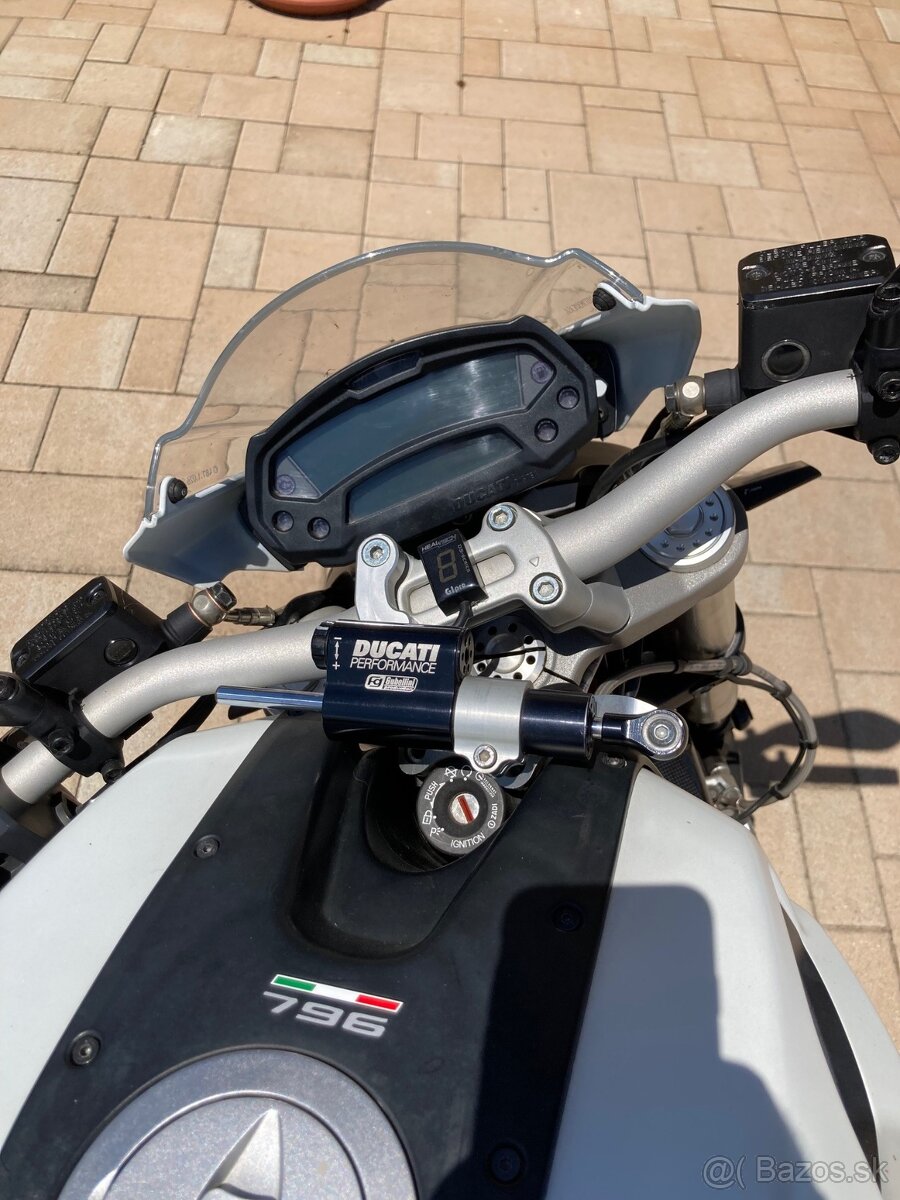 Ducati Monster 796 ABS - 5
