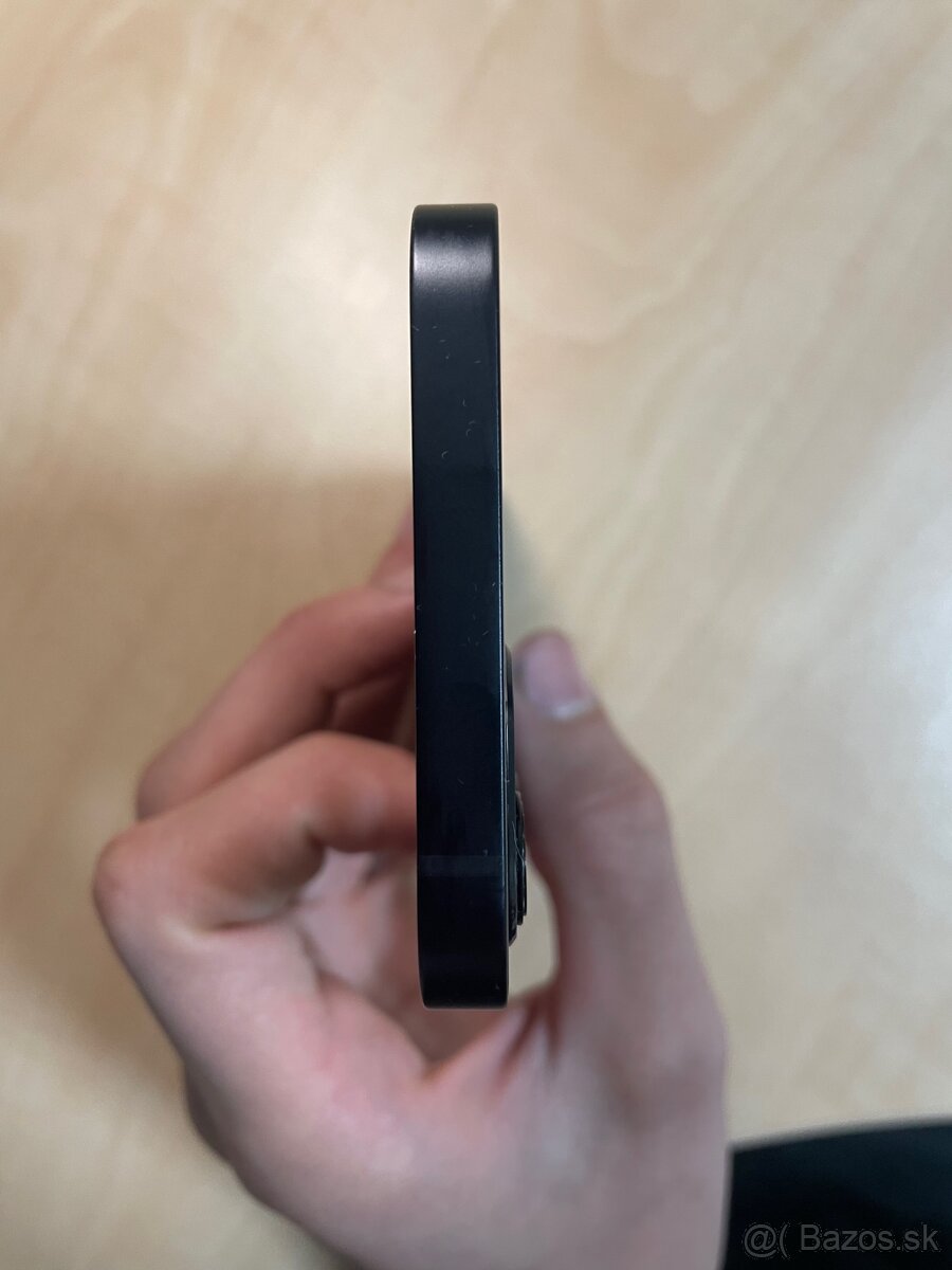 NOVÝ Housing iPhone 12 black - 5