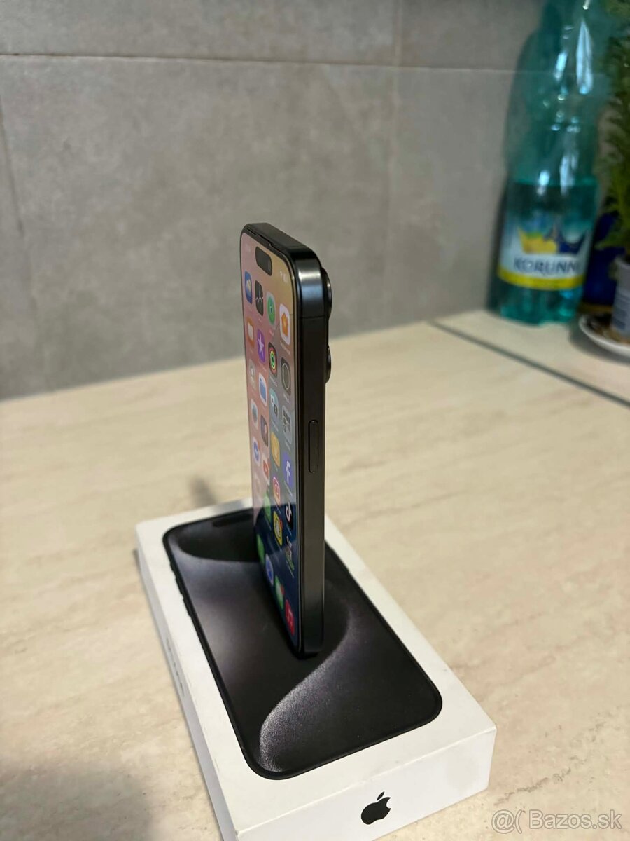 Predám Iphone 15 Pro - 5