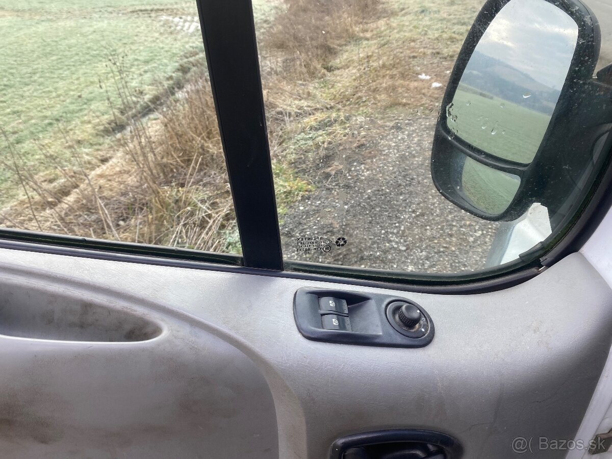 Renault trafic - 5