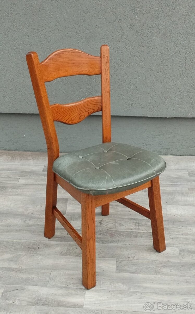 Set masívnych stoličiek – ( 4 KS ). - 5