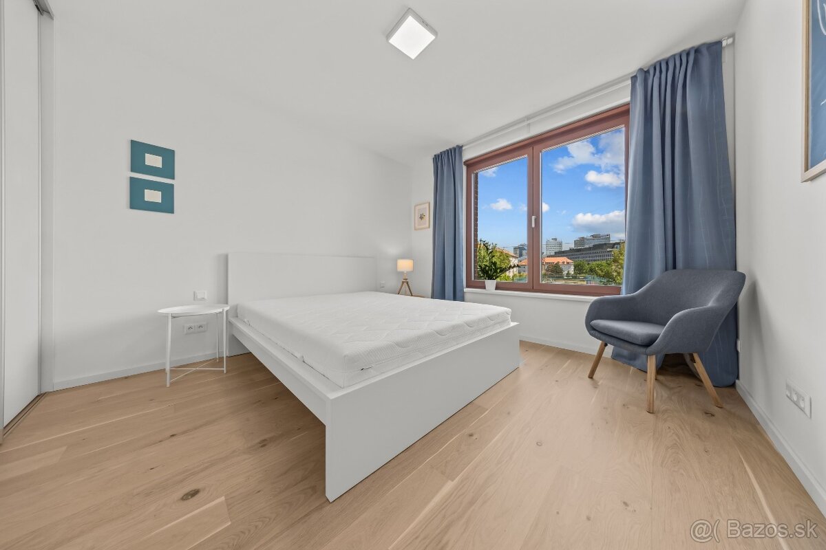 Prenajmeme moderný 2-izbový byt v projekte ZWIRN. - 5