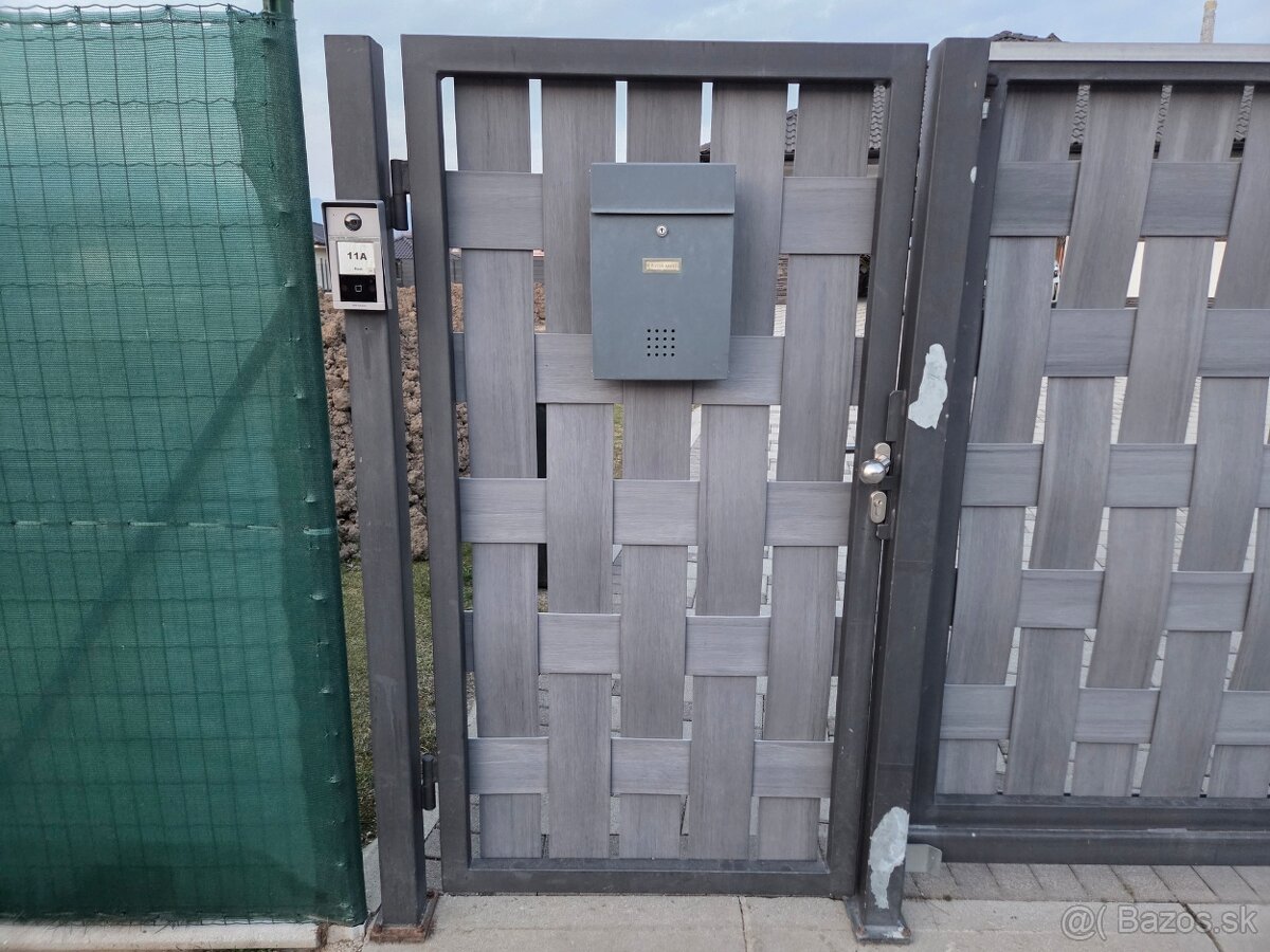 samonosná posuvná brána a bránička - 5