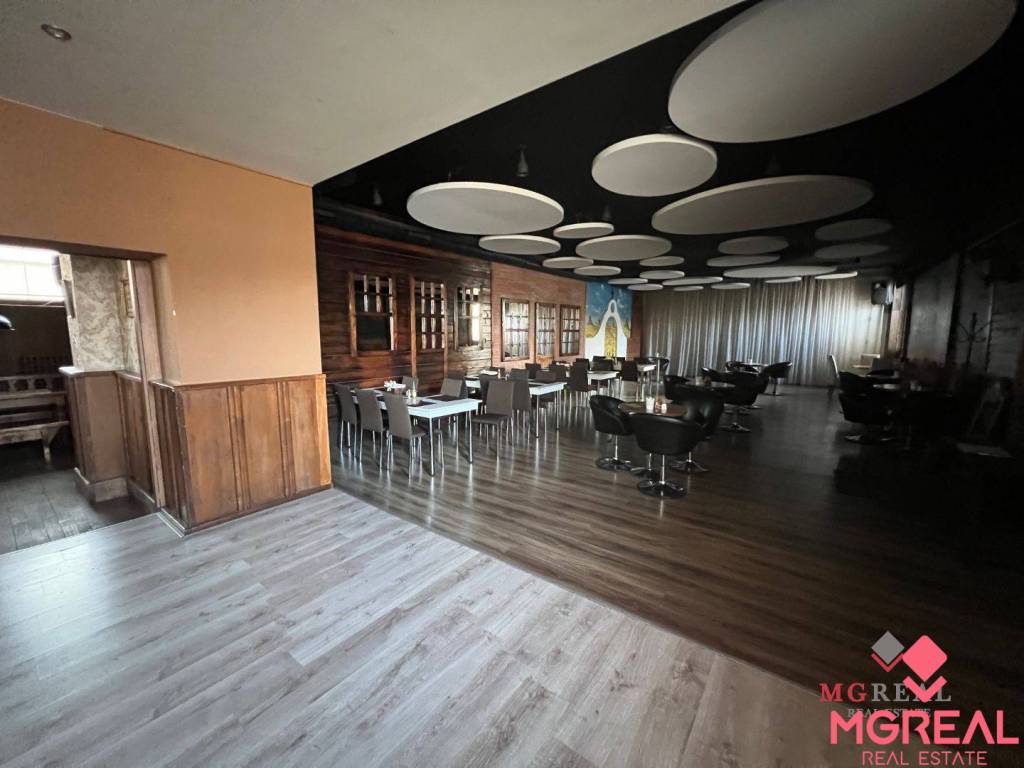 Polyfunkčná budova Topoľčany / Na PREDAJ - 5