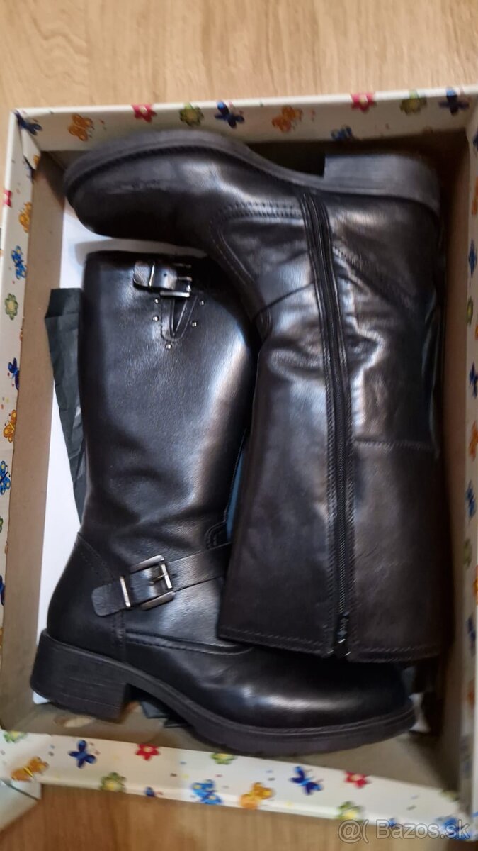 Dievcenske čizmy - 5