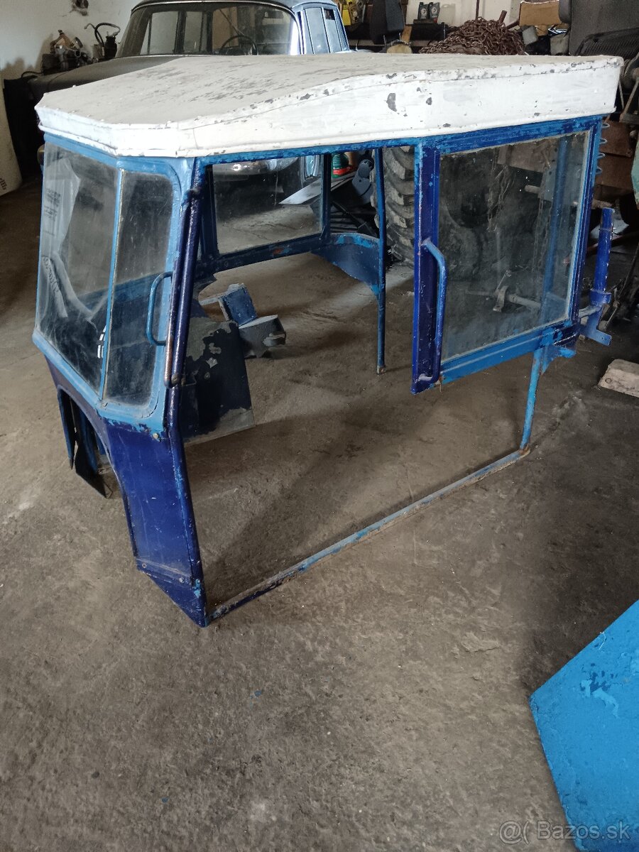 Predám na traktor Zetor 3011 Kabinu - 5