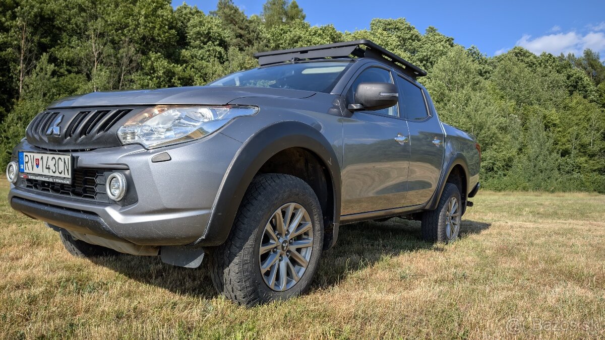 Mitsubishi L 200 s doplnkami - 5