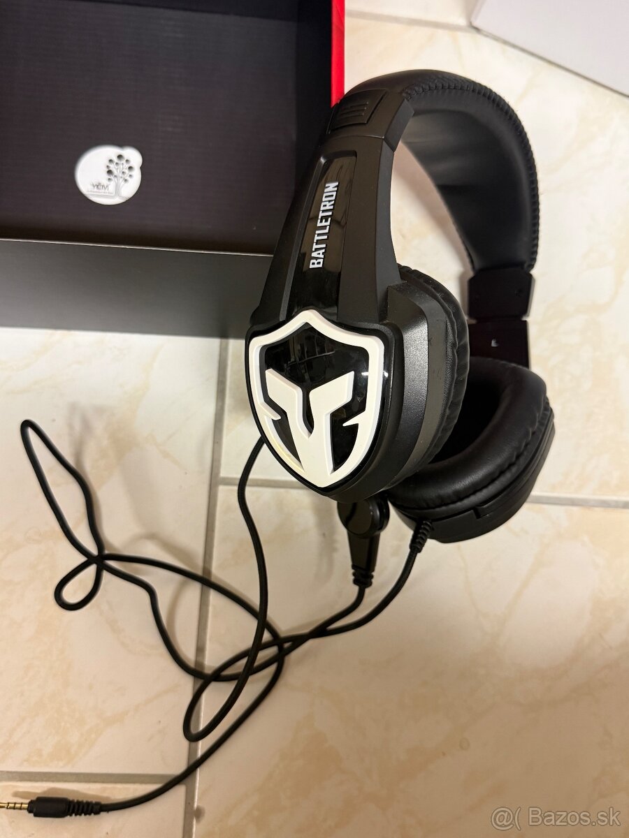 Predám hernú konzolu Xbox One,ovládač,konect,sluchátka,hry.. - 5