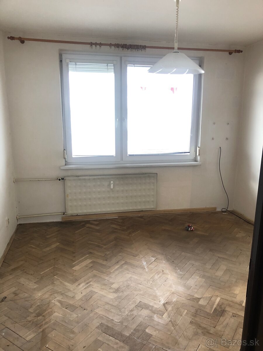 Prenájom 3,5izbovy byt - 5