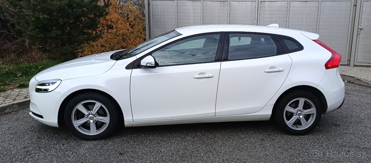 Volvo V40 D2 2.0L 120k Volvo V40 88kW M6 - 5