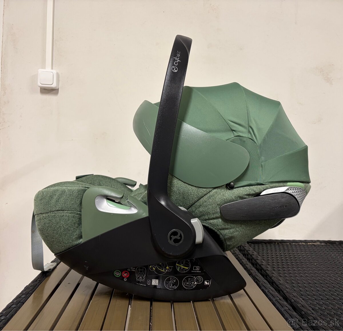 Polohovateľná autosedačka Cybex Cloud T i-Size plus - 5