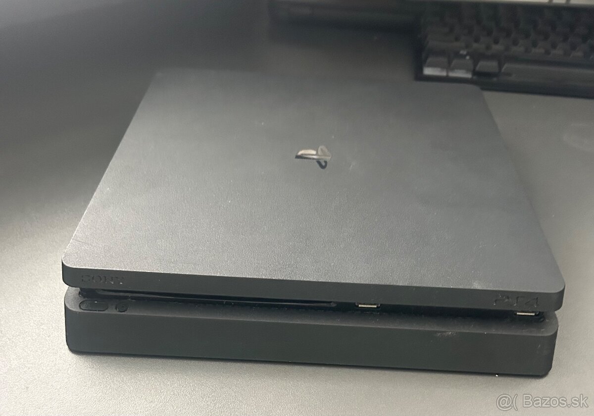 Playstation4 Slim s dvoma ovládačmi - 5