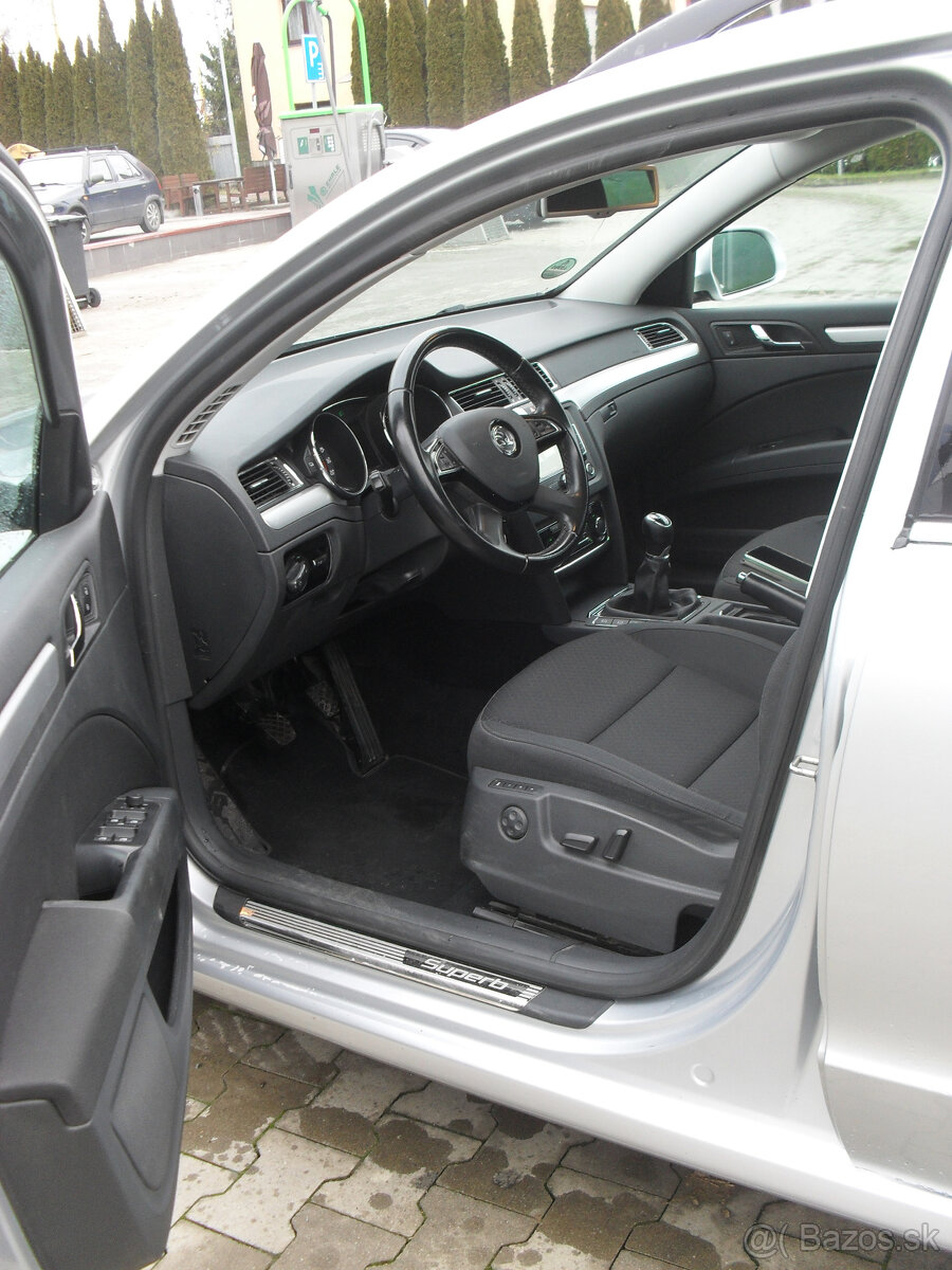 Škoda Superb Combi CR Elegance rv.2015 - 5