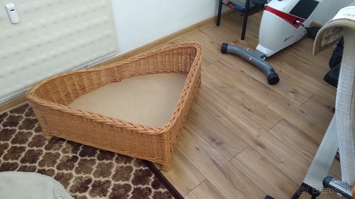 PRÚTENÝ ROHOVÝ PELECH THEO III. - 5