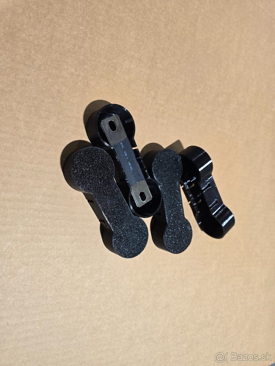 Krytky na pasoviny LiFePo4. - 5