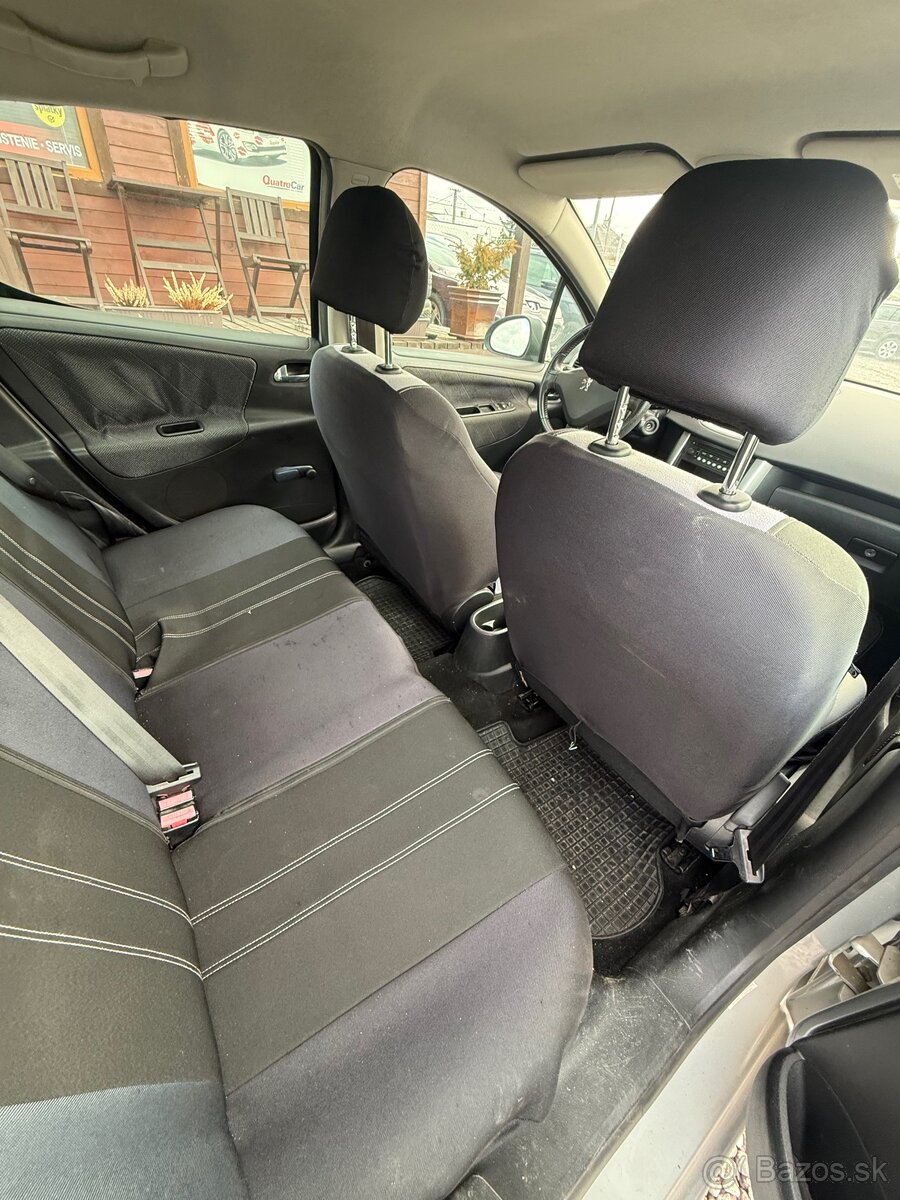 Peugeot 207 - 5