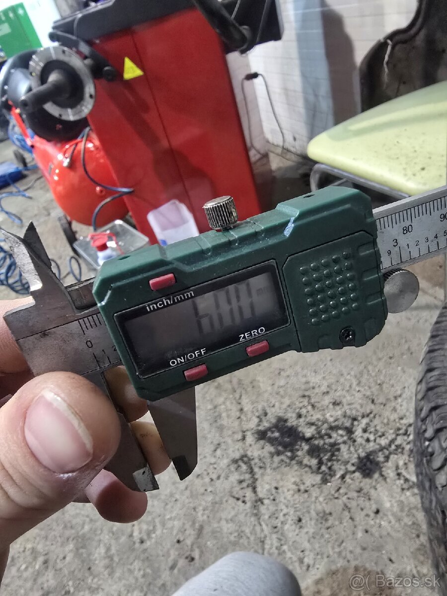 Goodyear pneumatiky R16c - 5