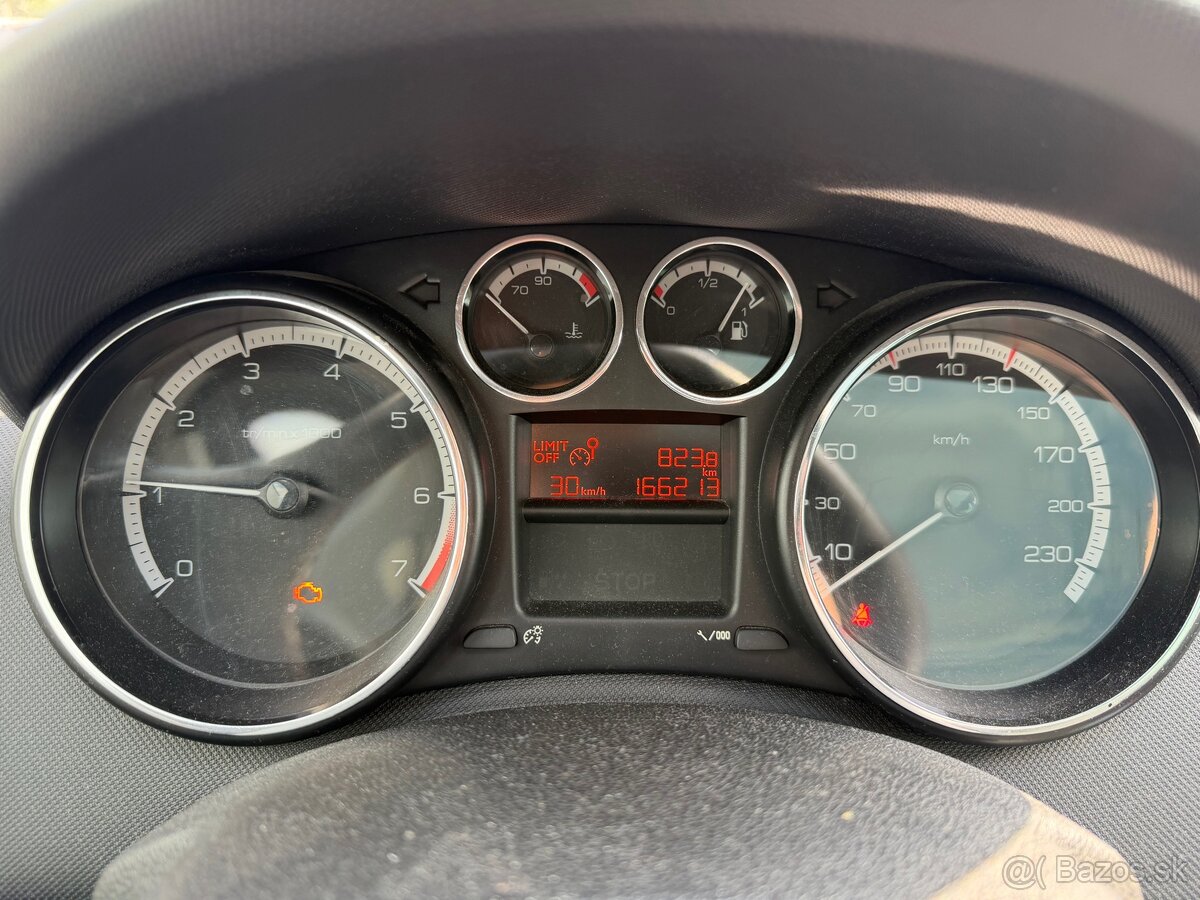 Peugeot 308 - 5