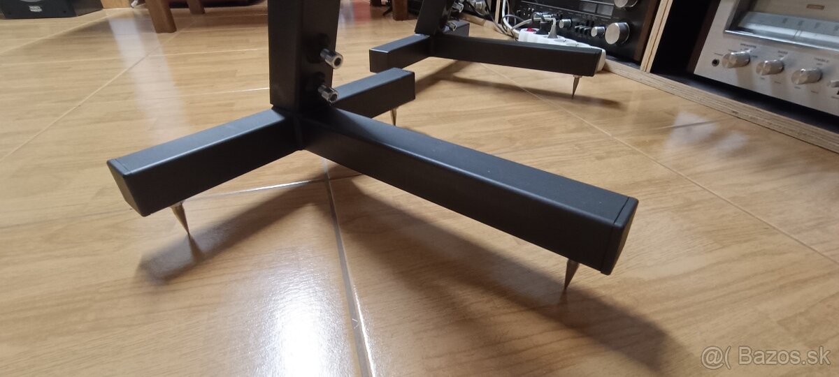 Stojany na reproduktory - 5