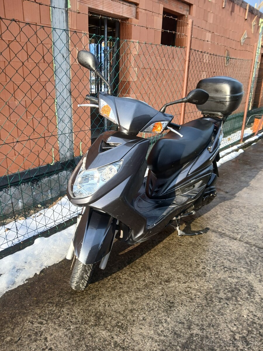 Yamaha XC 125 Cygnus - 5