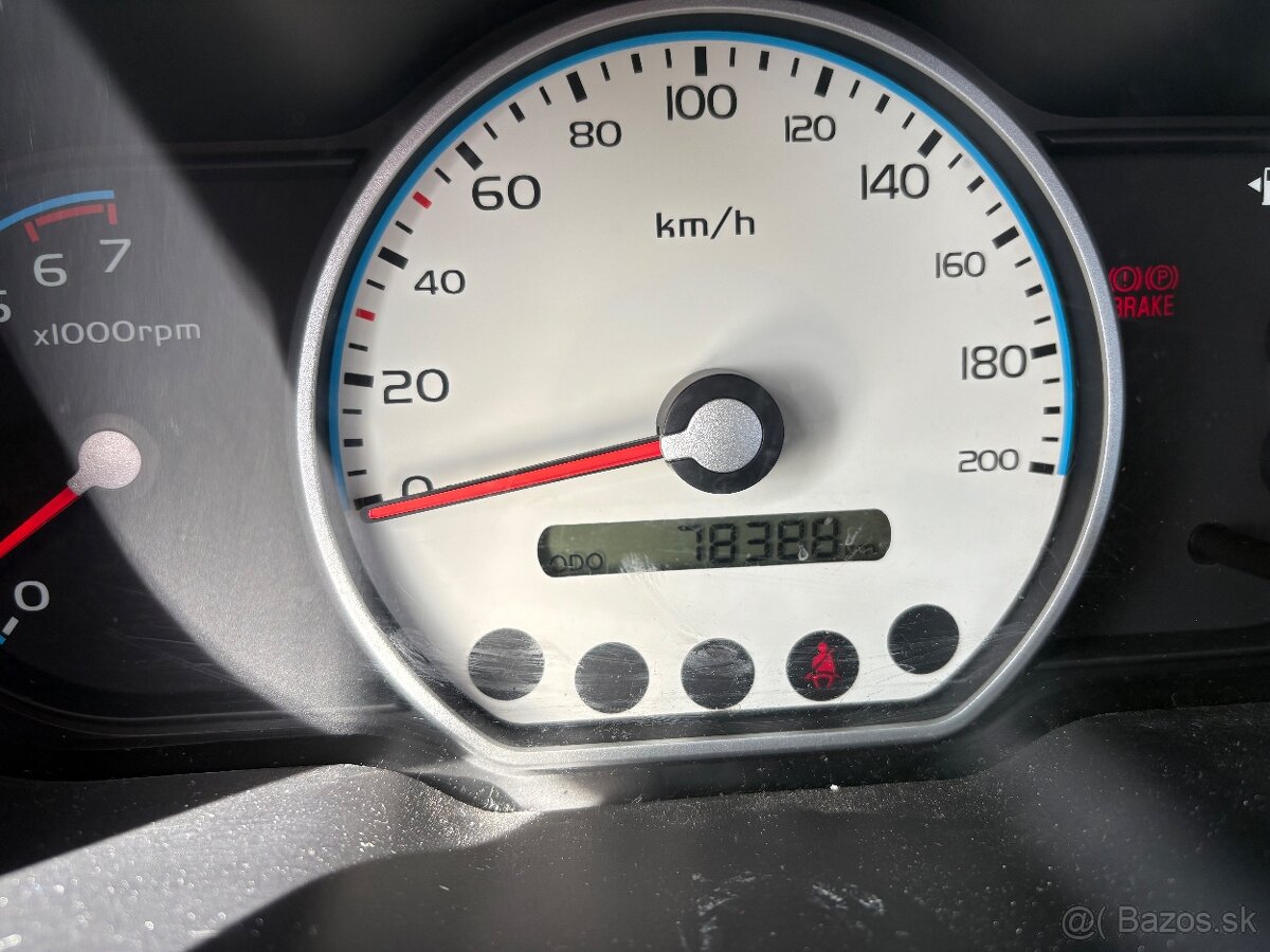 Predam Hyundai i10 1,1benzin - 5