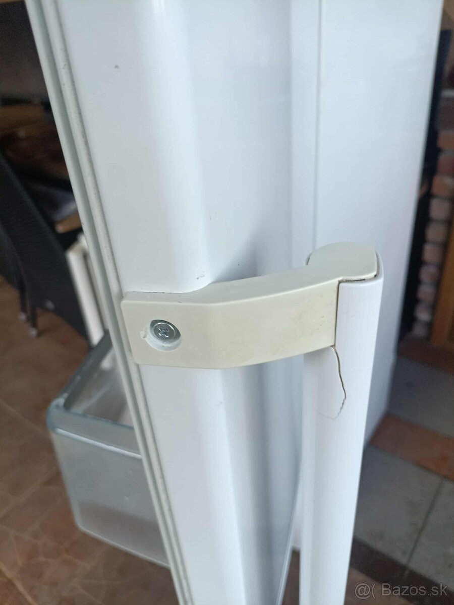 CHladnička z mrazničkou-BOSCH - 5