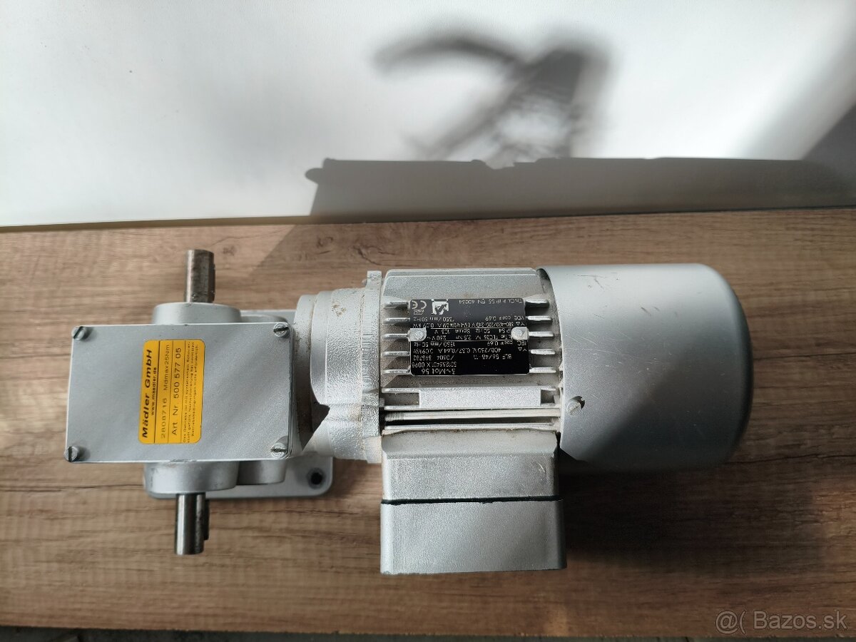 Elektromotor s prevodovkou - 5