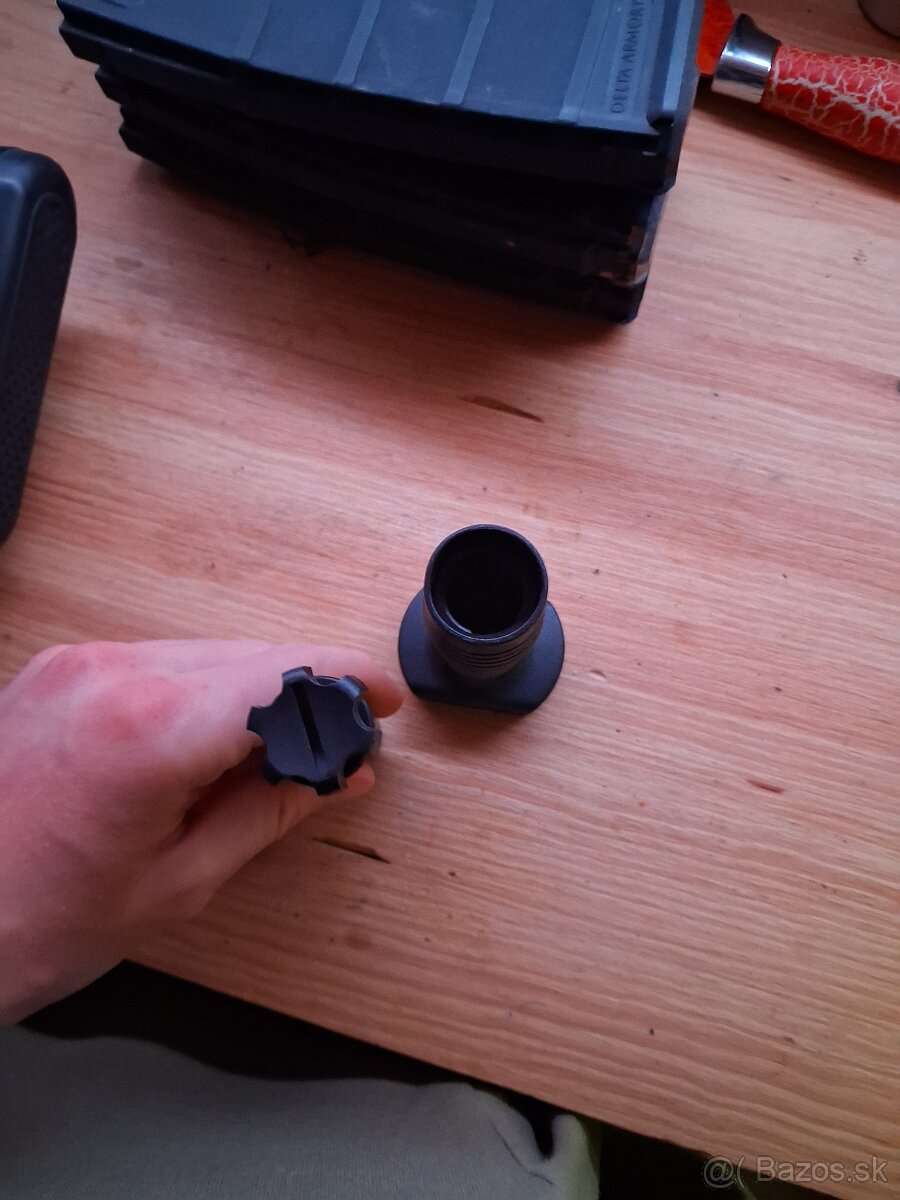 Taktická rúčka na RIS CYMA Čierna - 5