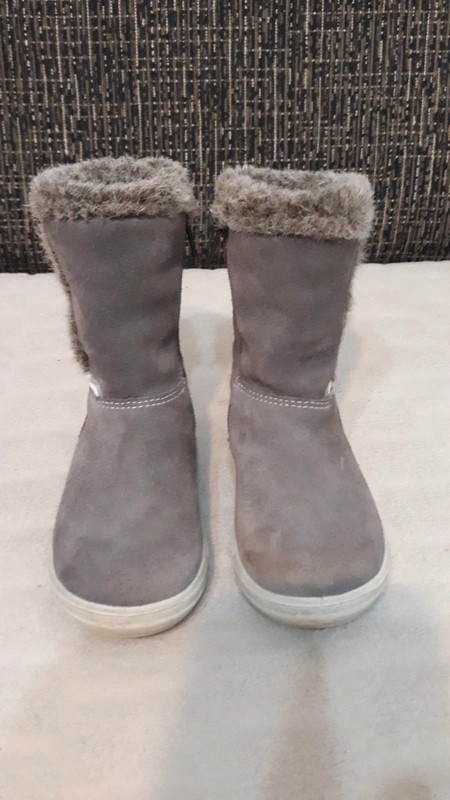 Čižmy a prechodné topánky v.23 - 5