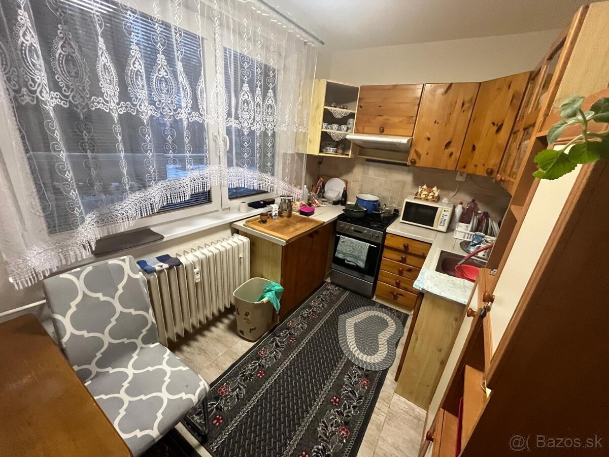 4-izbový byt – sídlisko Tarča, SNV - 5