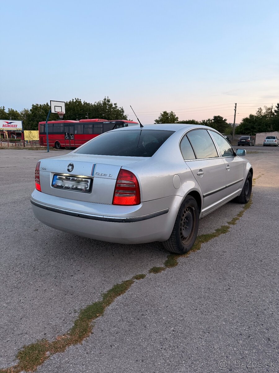 Predám Škoda SuperB 1 2.5 TDi - 5