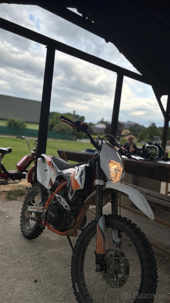 Minirocket hurricane 250