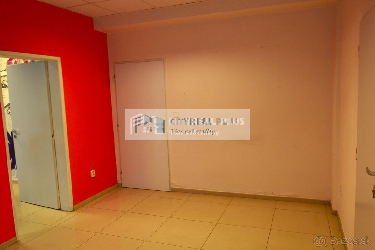 Prenájom kancelárskych priestorov v centre mesta Nové Zámky - 5