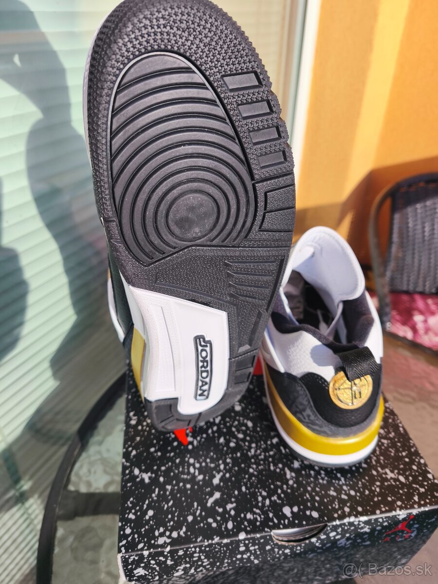 Predám Nike Air Jordan Spizike - 5