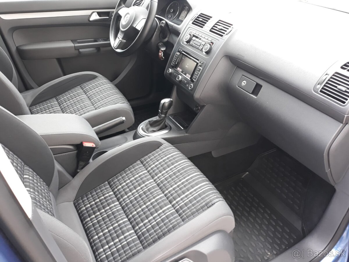 VW TOURAN CROSS 1.6 TDI, automat (STK do jula 2027) - 5