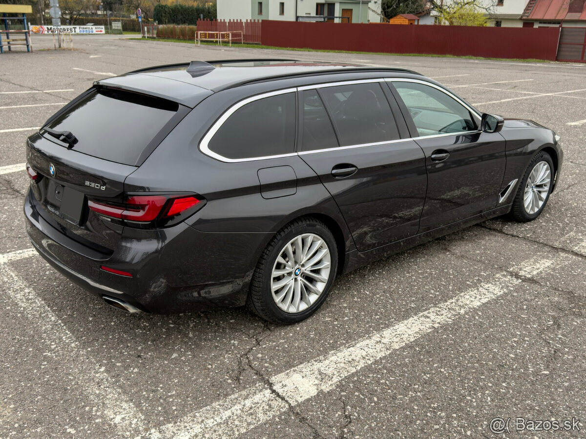 BMW • 530d • 9/2021 • Nebúrané • - 5