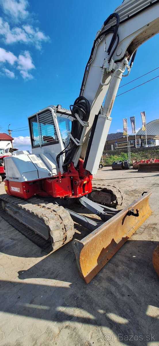 TAKEUCHI TB280FR - DIESEL - 5