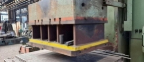 CTC 400, hydraulický lis z 1993 - 5