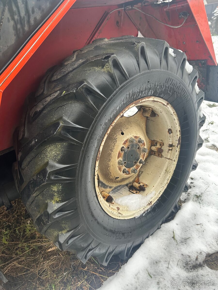 Predám kolesá 16,9-28 na Zetor major - 5