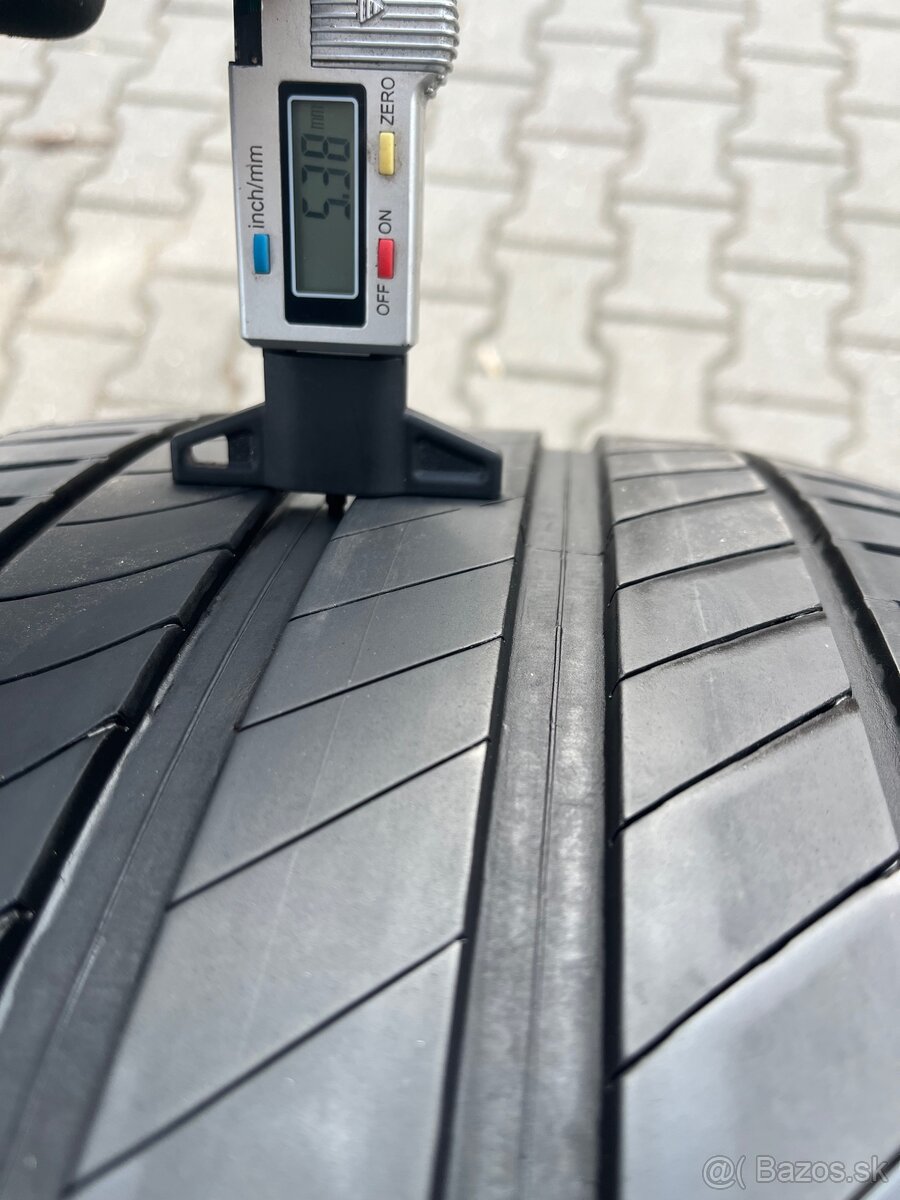 255/40 R19 Letne Kleber (Michelin) top stav - 5