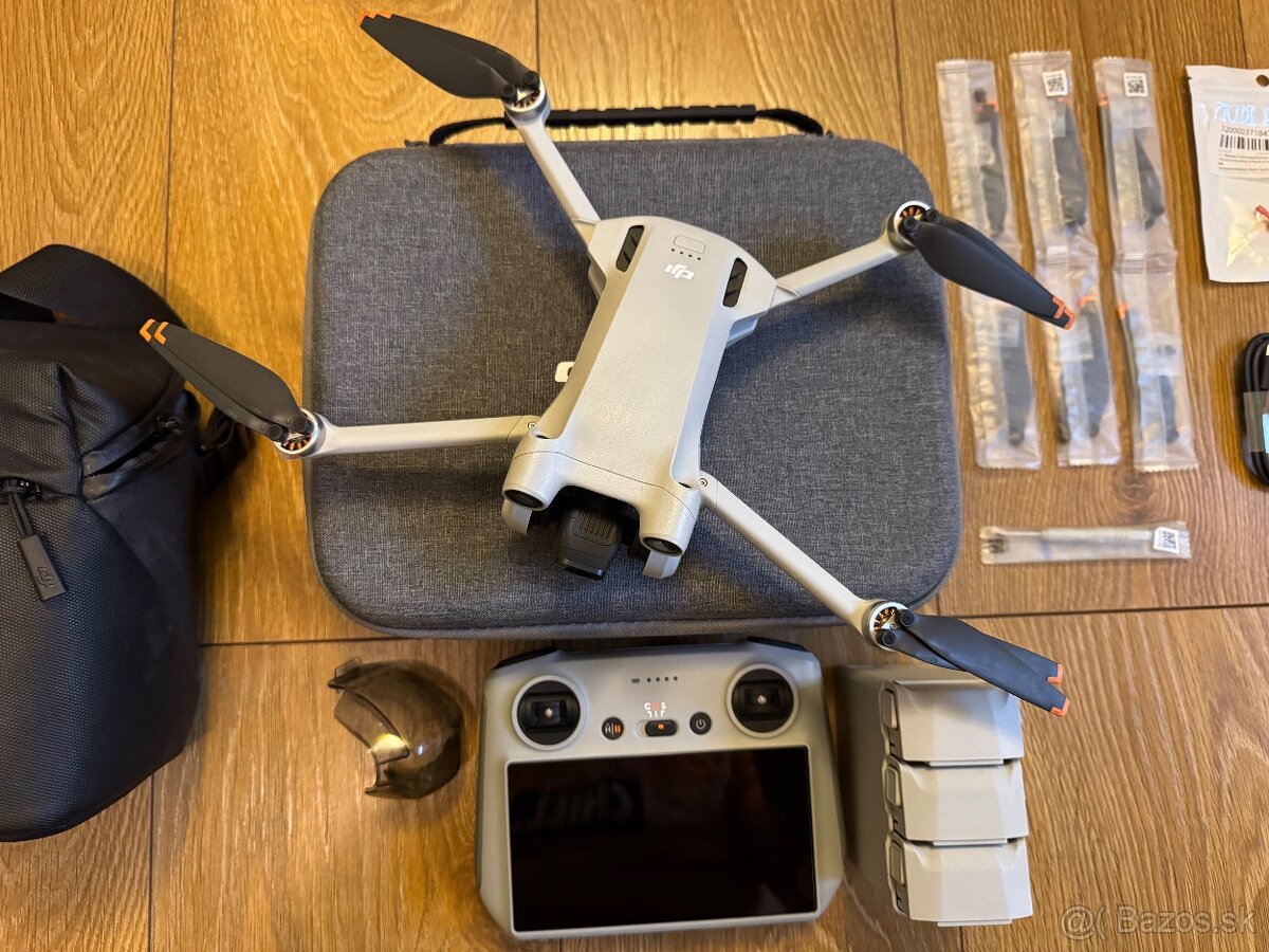 DJI Mini 3 pro Fly More Combo (DJI RC) - 5