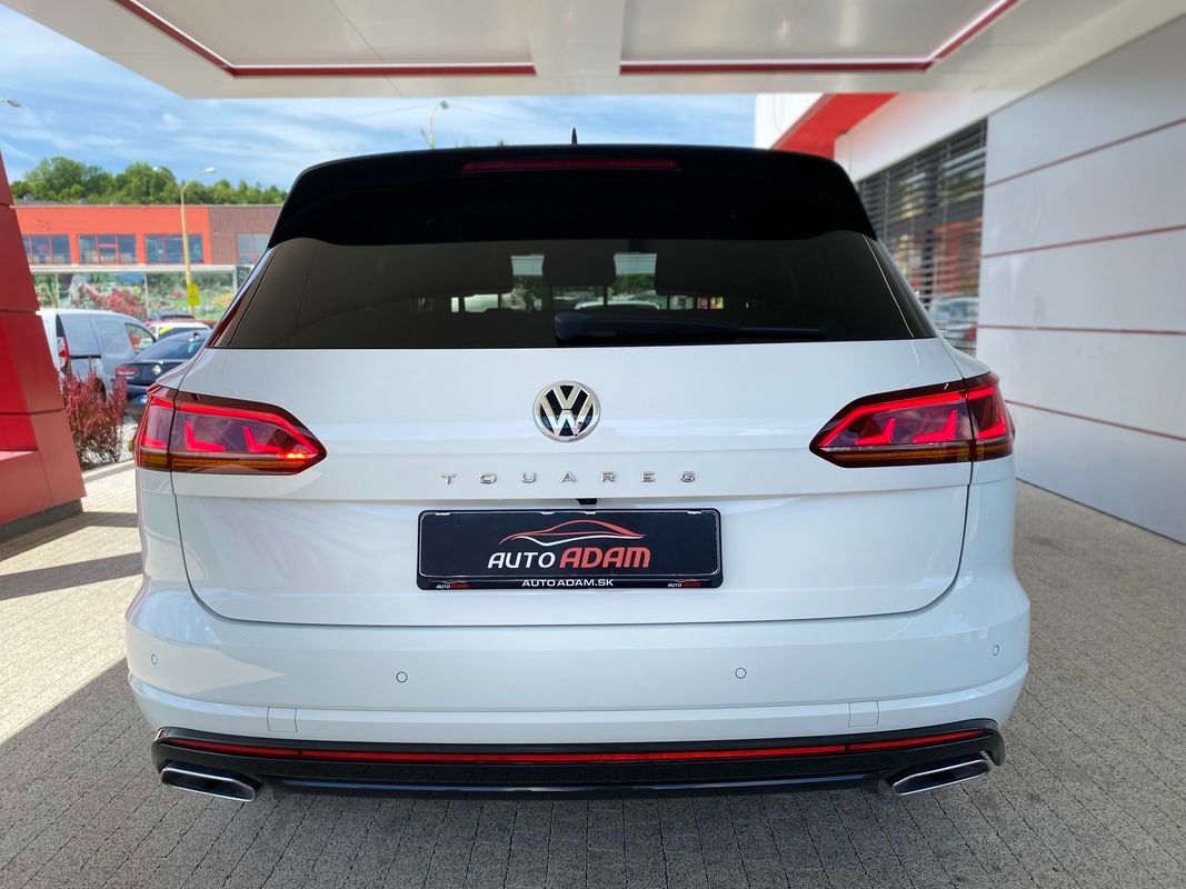 Volkswagen Touareg 3.0TDi 170kW 4Motion AT/8 R-Line
