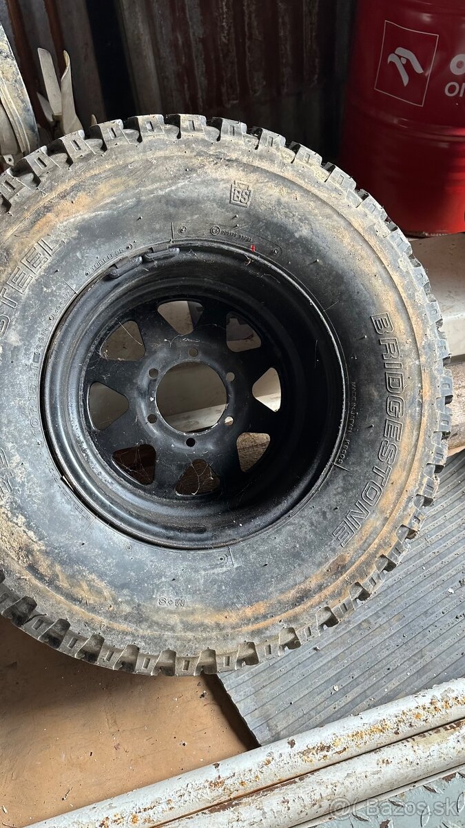 Rezerva 6x139.7 r15 viac kusov patrol
